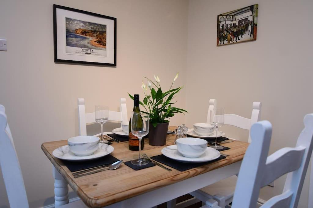 Loveyork Priory Apartment - Central With Parking Kültér fotó